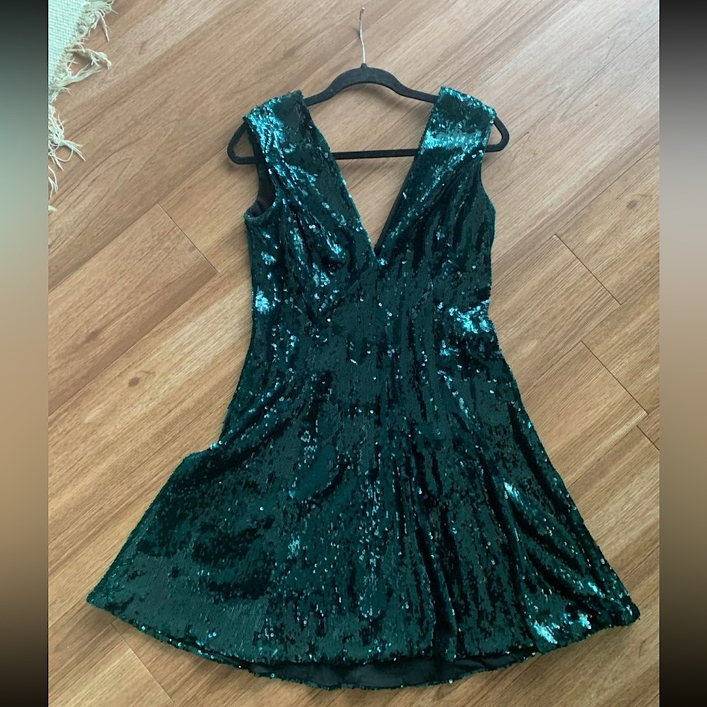 Dress The Population Emerald Sequin Dress - Sz 10 Bought at Nordstrom